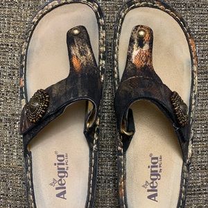 🐾Alegria leather sandals